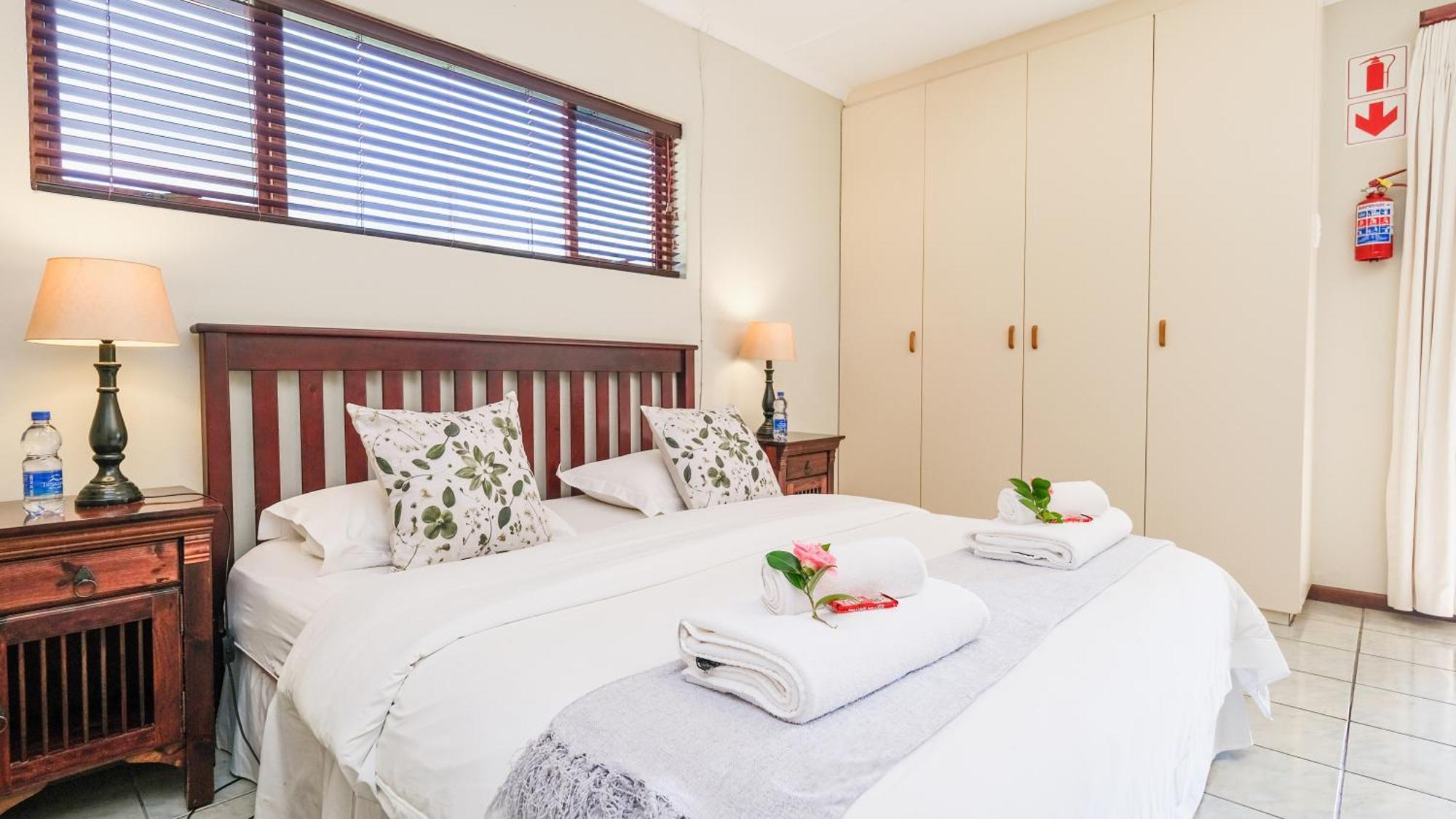 Hildesheim Guest Lodge Wilderness Bagian luar foto